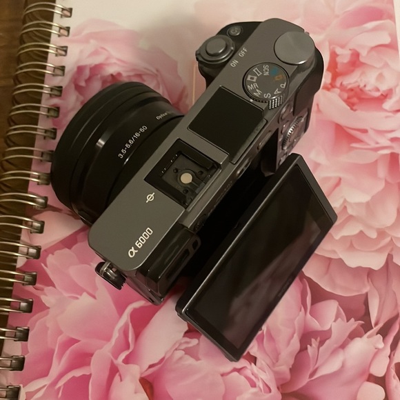 Sony Alpha 6000 Digital Camera - Picture 9 of 9